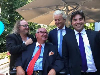 De onzichtbare godfather van radicaal-rechts Nederland